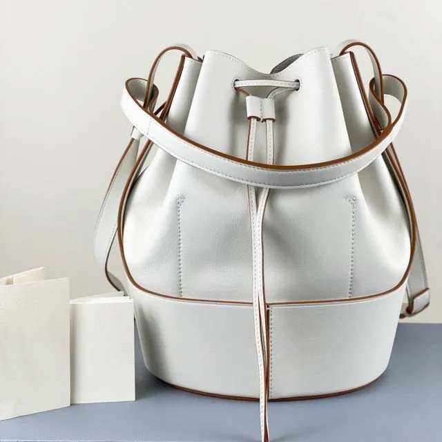 2021 New Women's Leather Drawstring Large Capacity Bucket Bag Leather Hit Color Matching Bag/Hand Bag over-the-Shoulder Bag