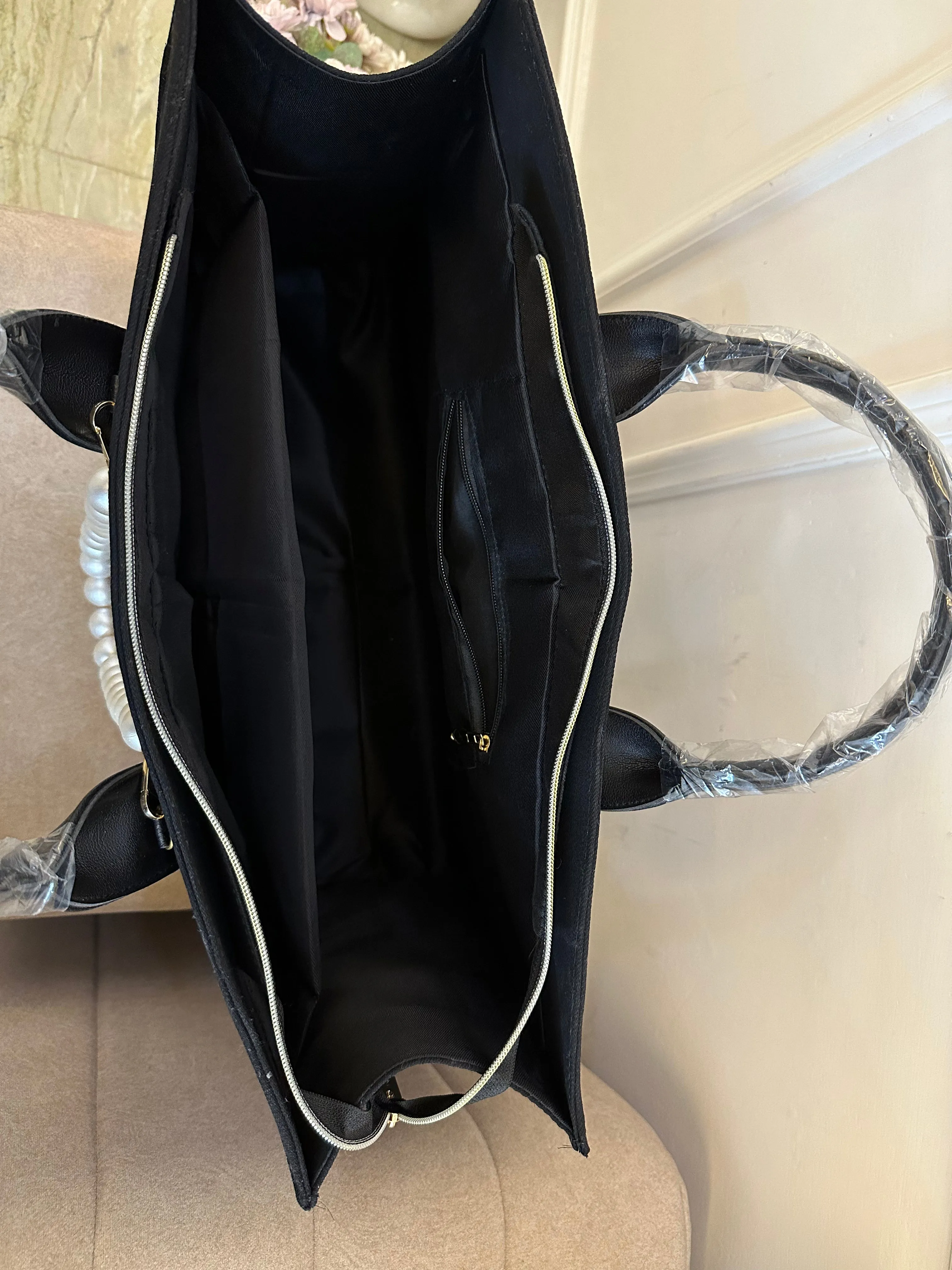 Black Pearlet Tote