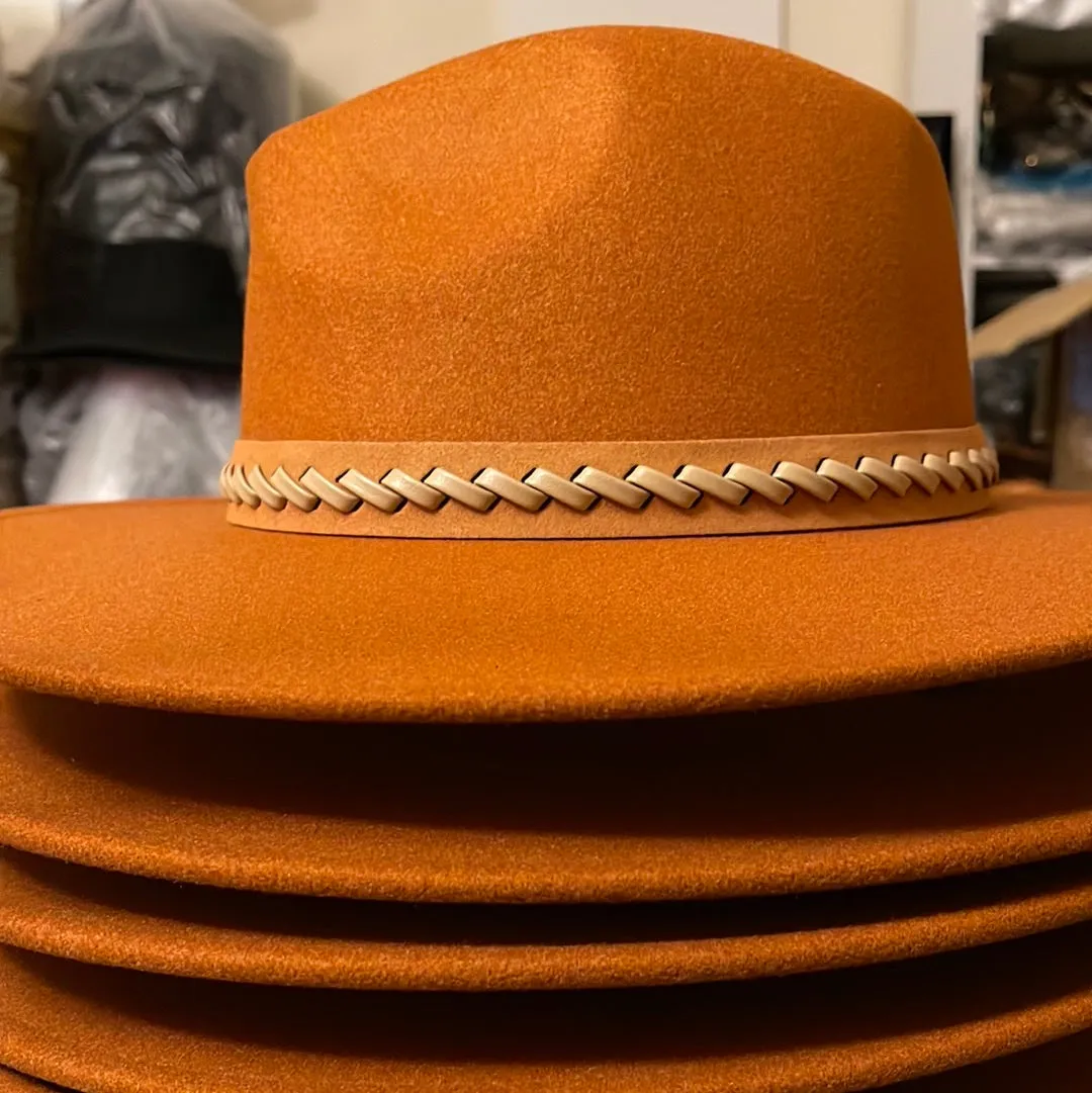 Felt Fedora hat with leather