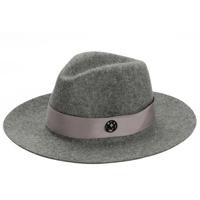 Ladies pink wool feodra hats