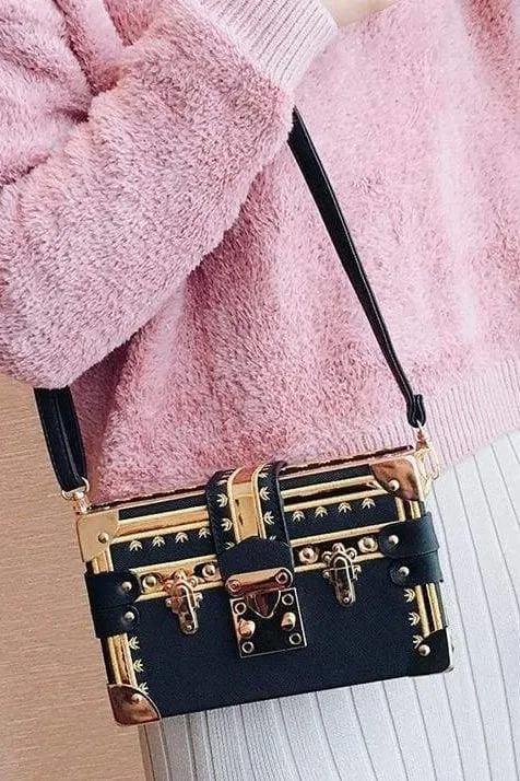 The Treasure Crossbody Bag